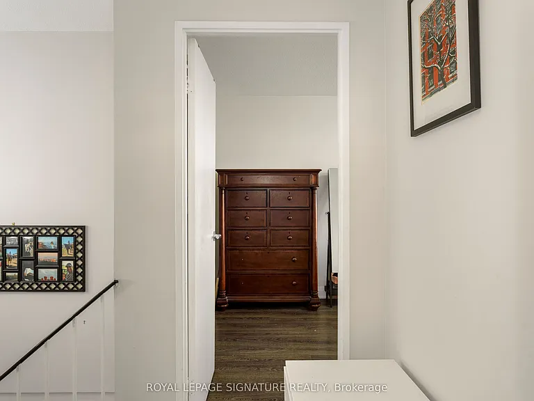 35 Ormskirk Ave #302 — Photo 23