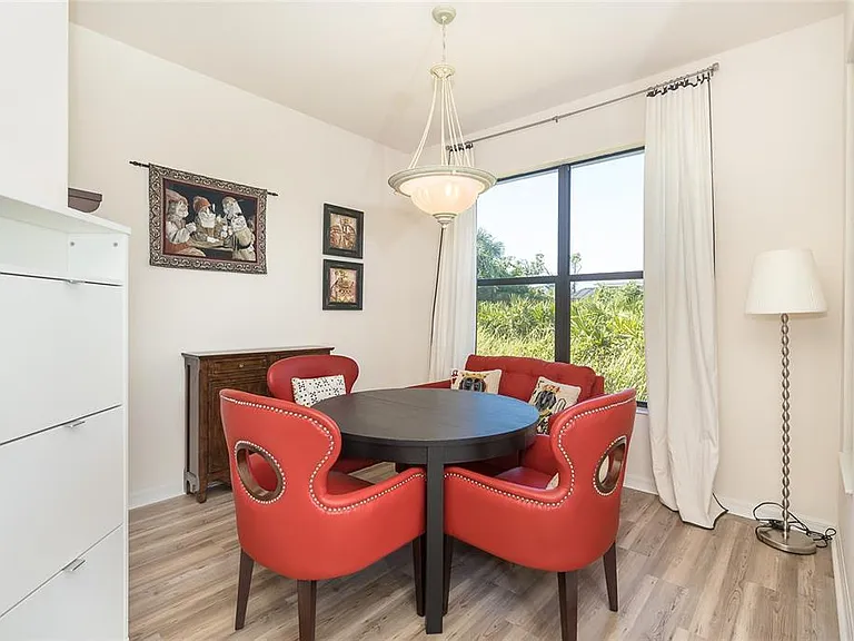 431 Albatross Rd — Photo 6