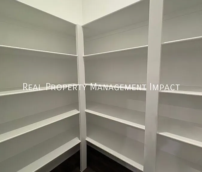 25 Parkway Dr — Photo 18