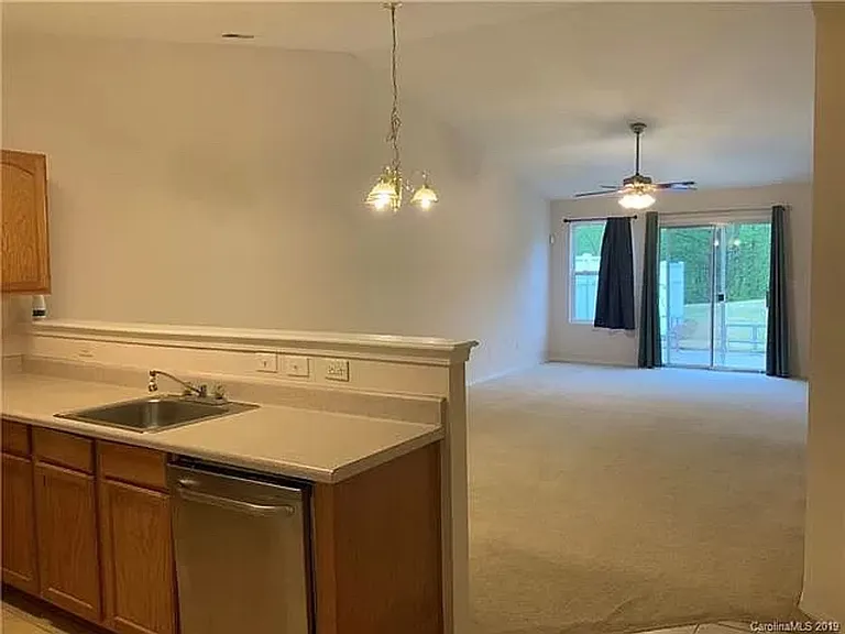 6453 Ziegler Ln — Photo 13