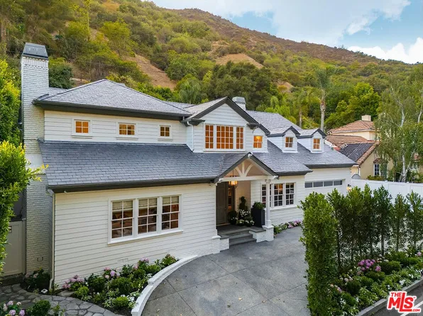 2803 Mandeville Canyon Rd, Los Angeles, CA 90049