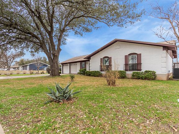 3rd image of 3100 Blue Ridge Dr