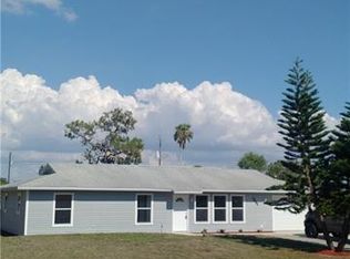 1917 NE 18th Ave, Cape Coral, FL 33909