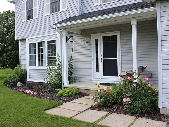 2nd image of 94 Alverstone Way