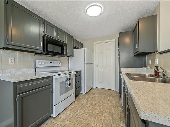 Kitchen has been updated and freshly painted.