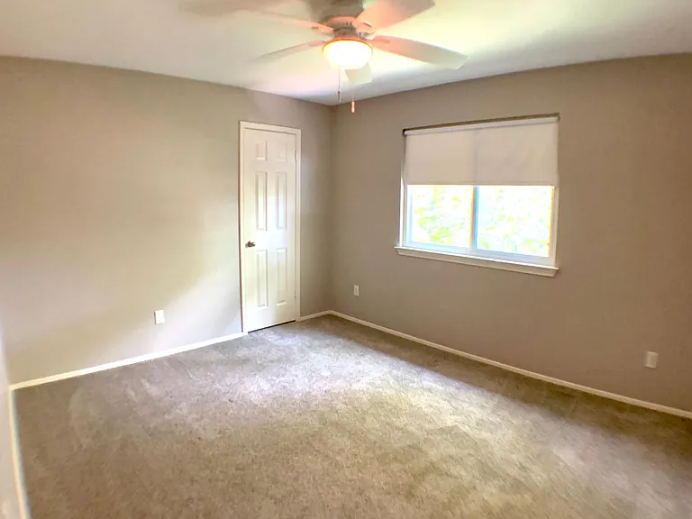 Upstairs bedroom 2
