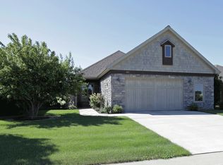 2011 35th St, Spirit Lake, IA 51360
