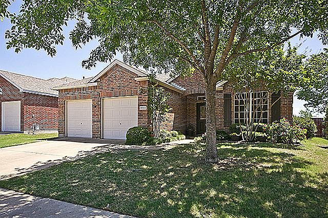 1st image of 10502 Woodlands Trl