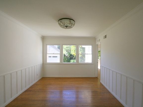 3rd image of 937 Kagawa St