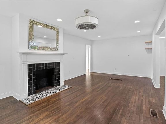 4th image of 1311 Bernard St NW