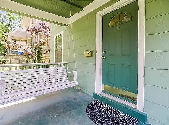 4938 Forest Ave — Photo 32