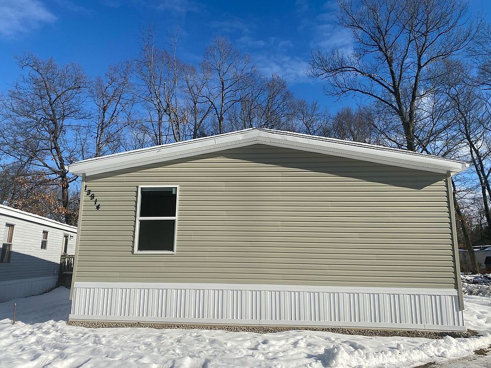 2nd image of 14546 Mercury Dr #214