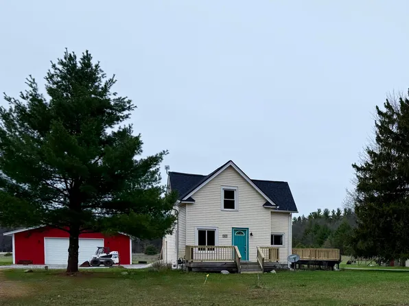 9363 E 56th St, Newaygo, MI 49337