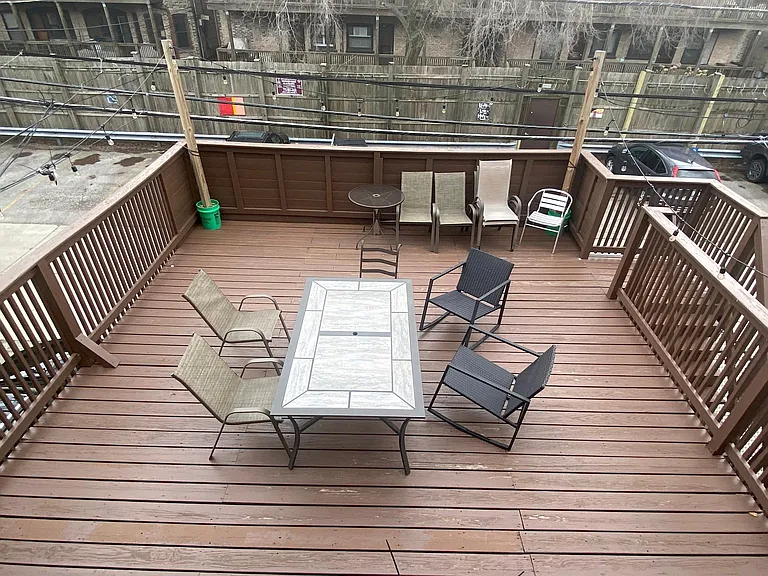 1031 W Dakin St #2 — Photo 16