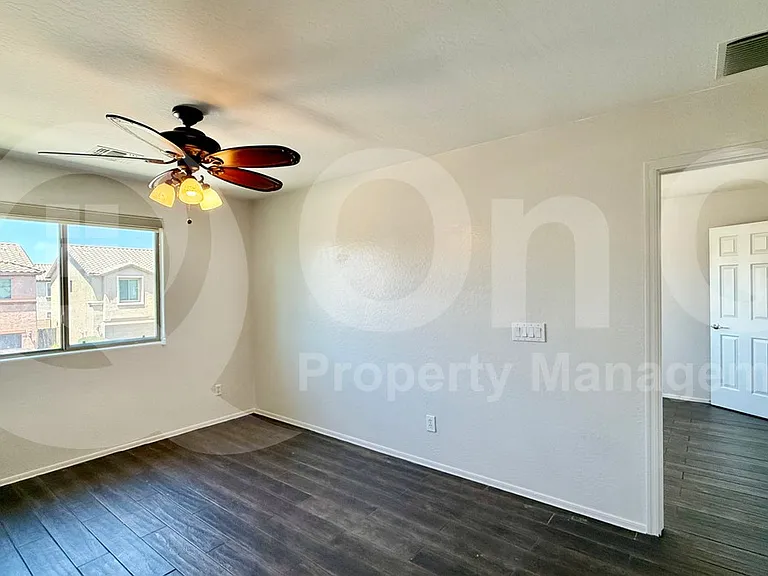 5731 W Beth Dr — Photo 17