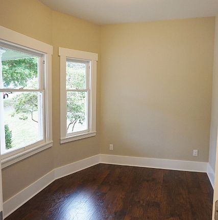 5th image of 601 N Cushman Ave