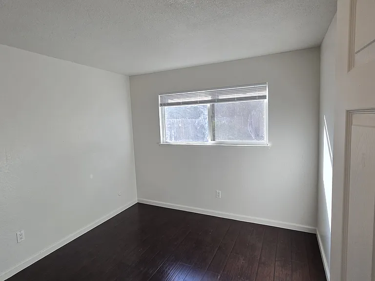2925 Lerwick Rd #2925 — Photo 13