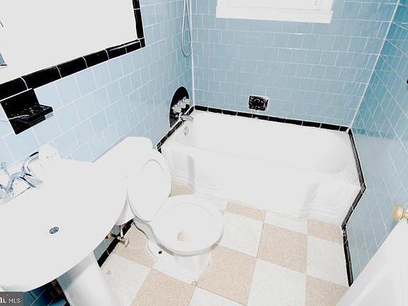 2nd image of 233 Orville Rd