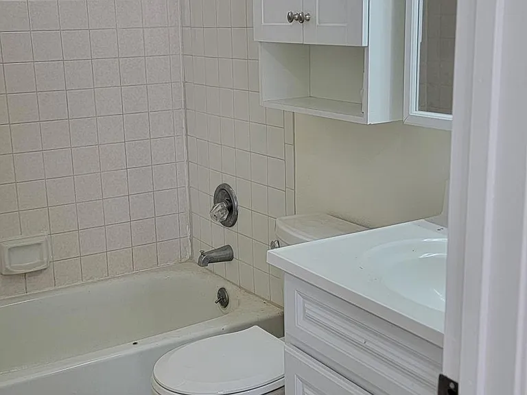 115 E Cottage Ave #A — Photo 5