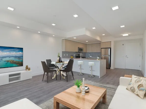 477 Broadway image 2 of 29