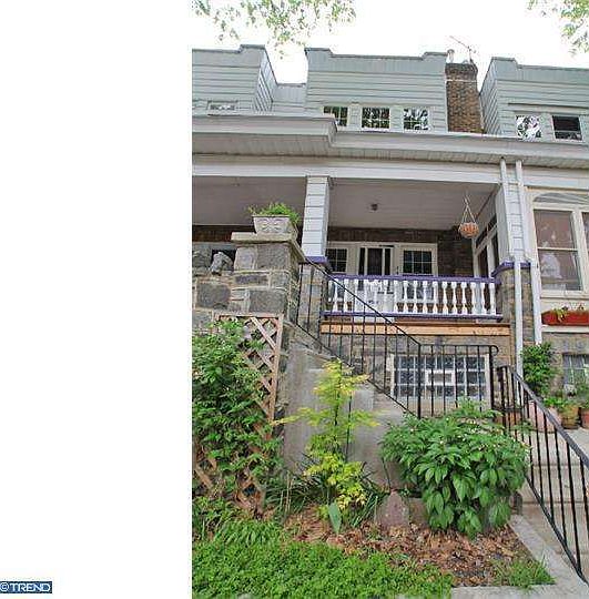 1st image of 866 N Beechwood St