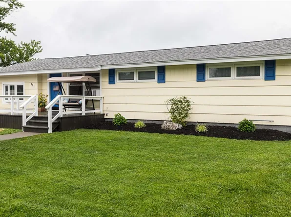 111 Frier Ln, Canastota, NY 13032