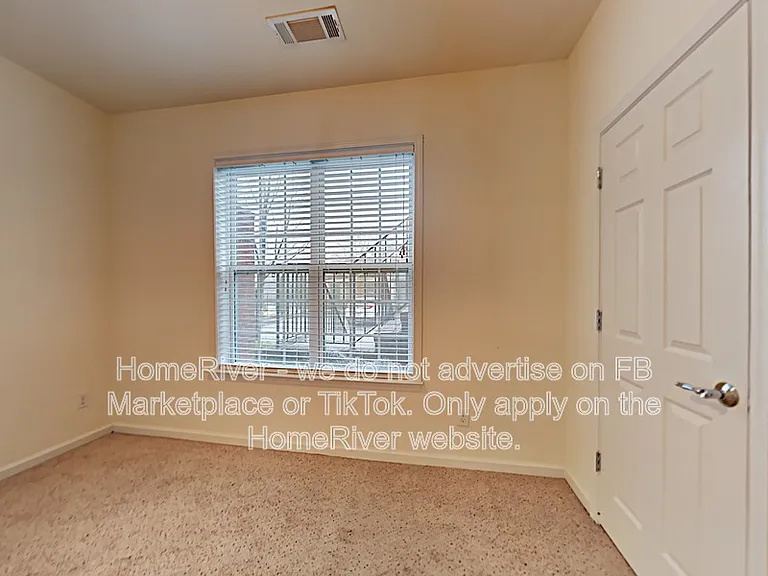 2329 Limehurst Dr NE — Photo 13