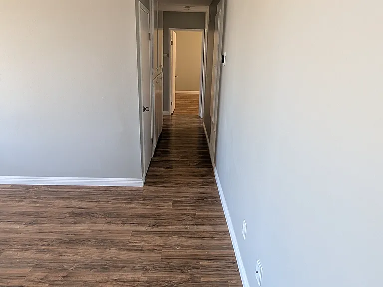 7580 Kellogg Ave — Photo 8