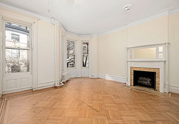 5th image of 312 W 91st St APT 2