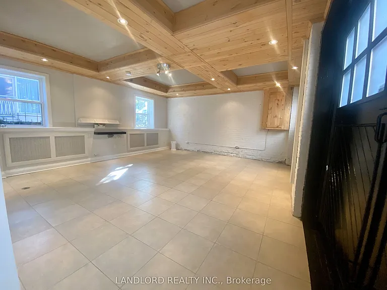 341 Saint Clair Ave W #E — Photo 7