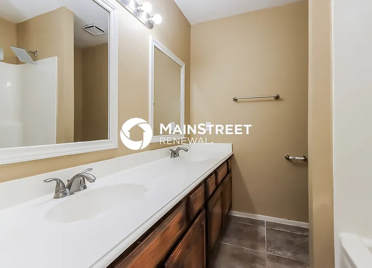2910 Valley Rose Dr — Photo 9