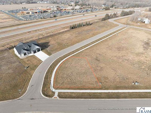 2nd image of 110 Pine Creek Rd