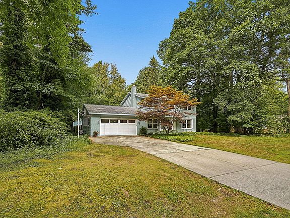 2nd image of 3361 Elderwood Ave