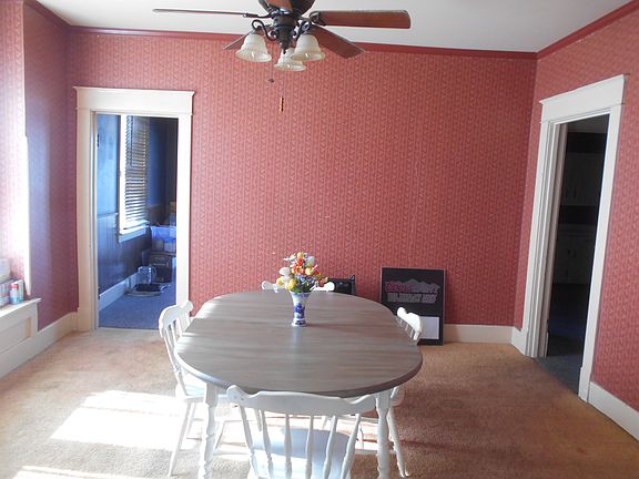 5th image of 402 N Vine St