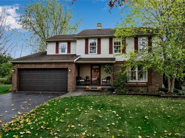 148 Stoneridge Ct, East Aurora, NY 14052