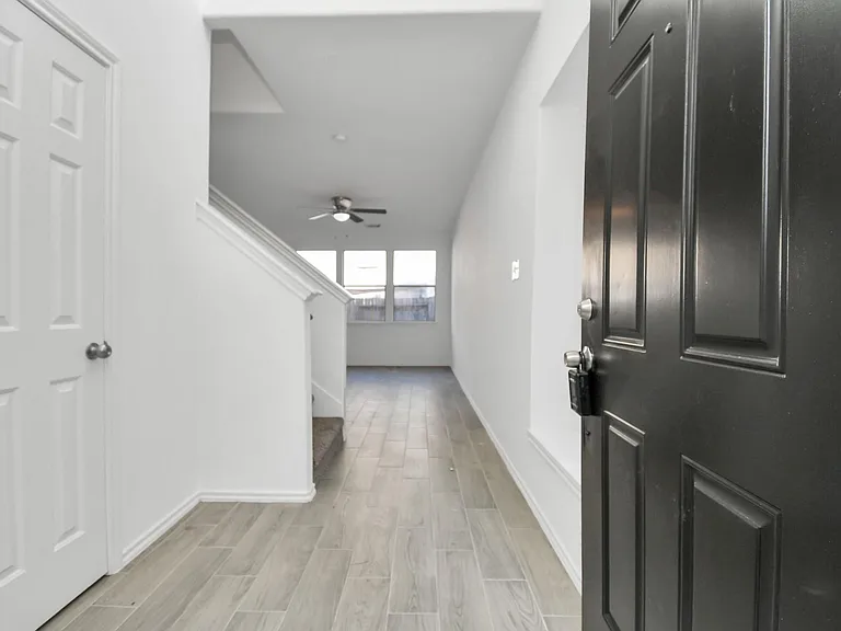 16850 Brooktondale Ct — Photo 11
