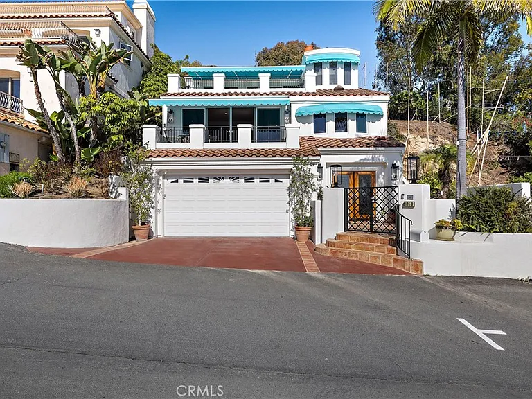 1050 Skyline Dr — Photo 26