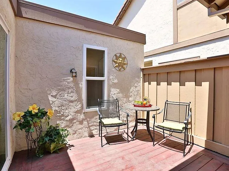 10213 Parish Pl — Photo 8
