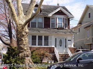 17 Gansevoort Blvd, Staten Island, NY 10314