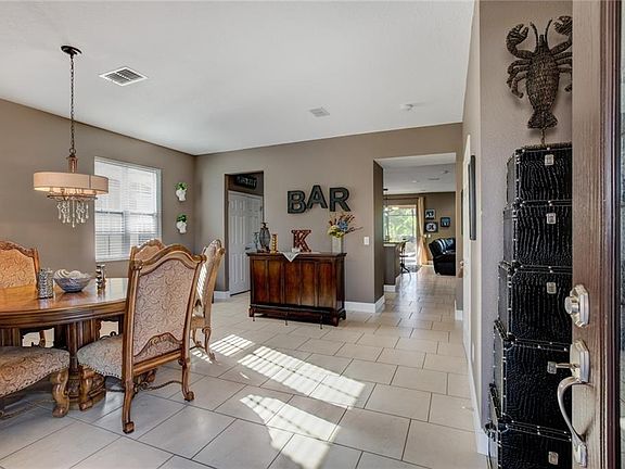 2nd image of 1114 Vinsetta Cir