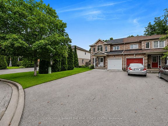 2nd image of 37 Rainbow Ct
