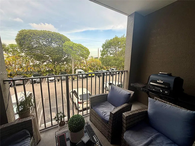 6861 SW 44th St #205 — Photo 6
