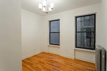 Rented by Elegran