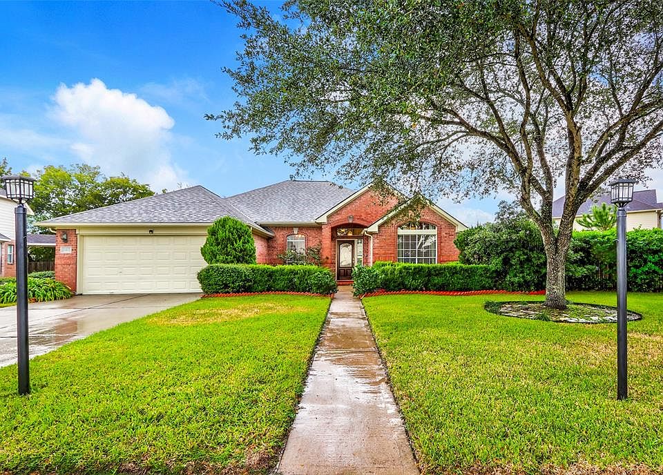 1st image of 8401 Rayleine Dr