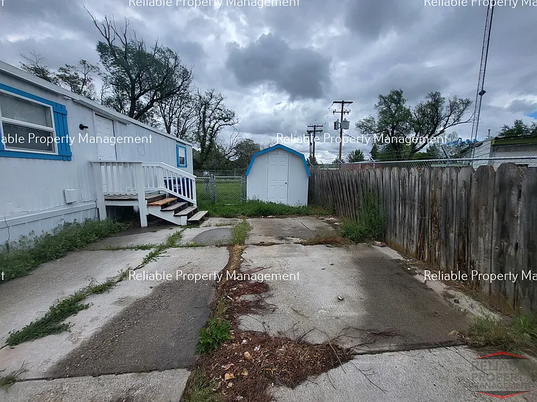 715 N Eden Dr — Photo 9
