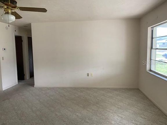 4th image of 3073 N Deleon Ave