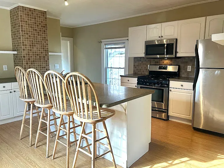 65 Haskell St #2 — Photo 4