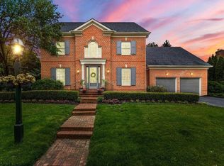 4688 Cavendish Ct, New Albany, OH 43054