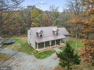 556 Highview Rd, Lost City, WV 26810