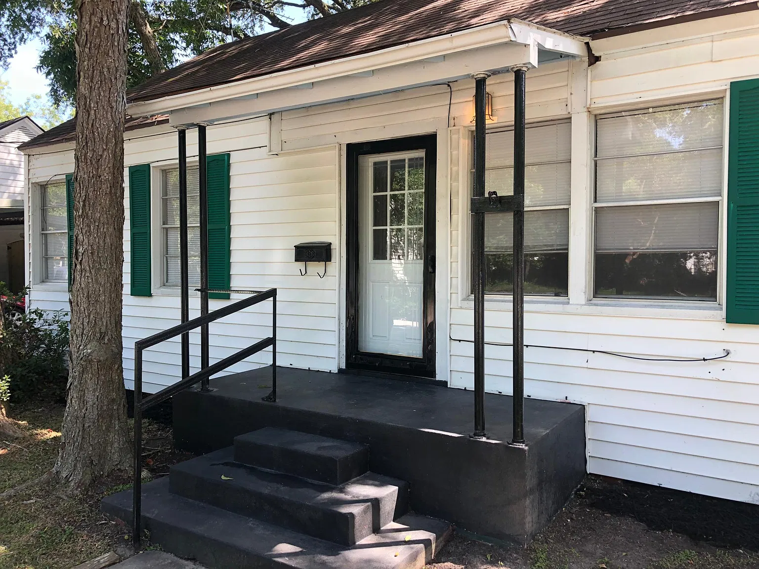219 W Hunnicutt St — Photo 4